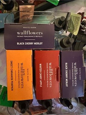 Wall flower refills